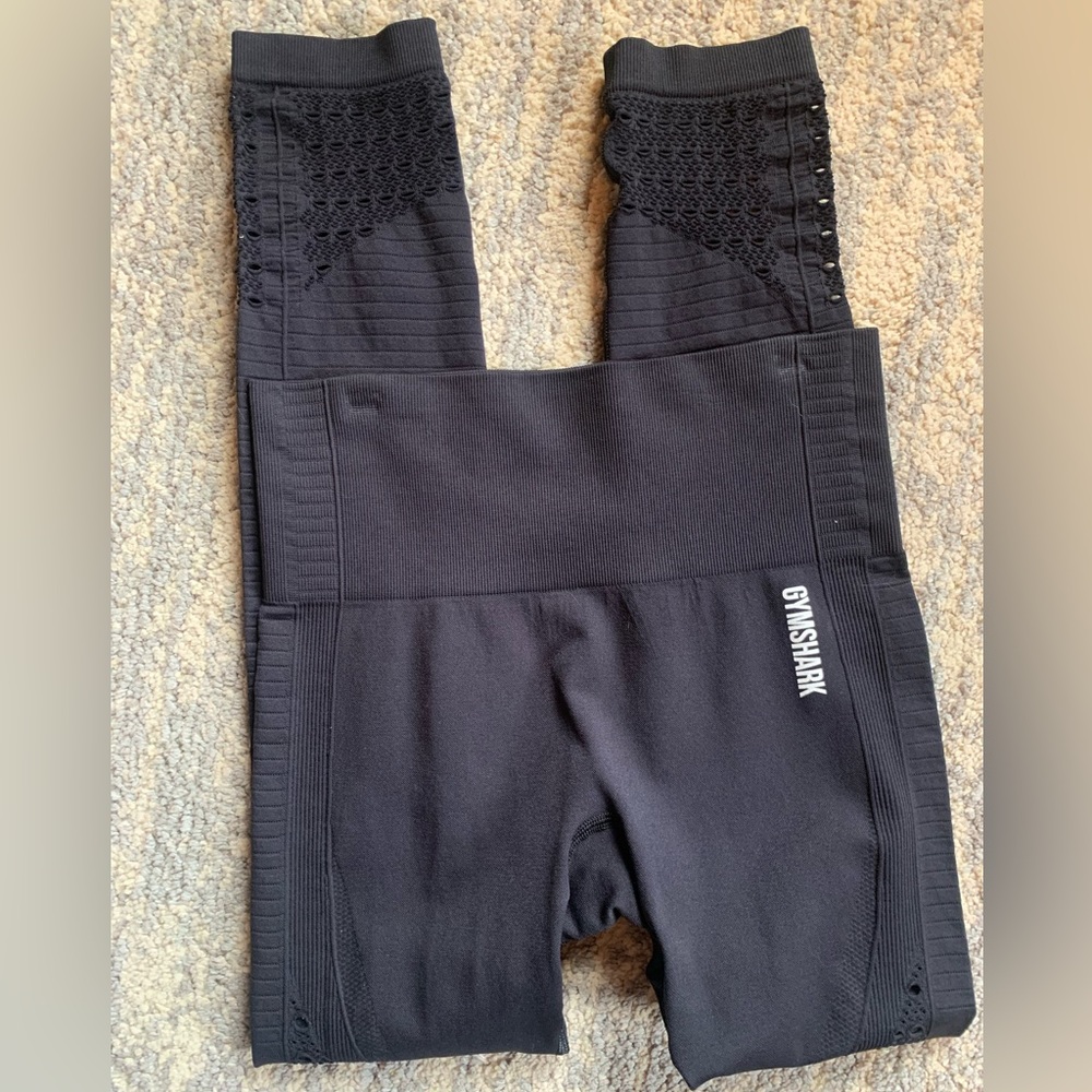 Gym shark black leggings